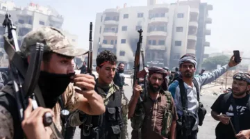 ارتفاع عدد الضحايا في السويداء… تجدد الاشتباكات وانتهاك للاتفاق مع وصول قوات الأمن إلى محيط المدينة.