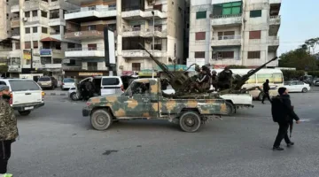 ارتفاع عدد ضحايا اشتباكات السويداء إلى 37 قتيلاً… إغلاق طريق دمشق الدولي ودعوات للتهدئة.