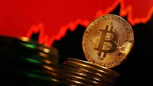 استجواب شخص متهم بتجارة العملات الرقمية عبر الإنترنت