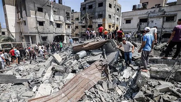 استشهاد 11 فلسطينيًا جراء غارات إسرائيلية على عدة مناطق في قطاع غزة استشهاد 11 فلسطينيًا جراء غارات إسرائيلية على عدة مناطق في قطاع غزة