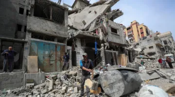 استشهاد 13 فلسطينيًا جراء قصف القوات الإسرائيلية في قطاع غزة