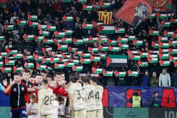استشهاد لاعبين فلسطينيين جراء قصف إسرائيلي في قطاع غزة استشهاد لاعبين فلسطينيين جراء قصف إسرائيلي في قطاع غزة