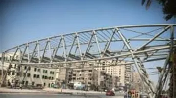 استكمال بناء جسر المشاة في محور العصار بشبرا الخيمة لخدمة العامة
