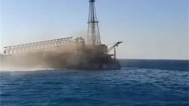 استمرار جهود البحث عن ثلاثة مفقودين في حادث “حفار جبل الزيت” استمرار جهود البحث عن ثلاثة مفقودين في حادث “حفار جبل الزيت”