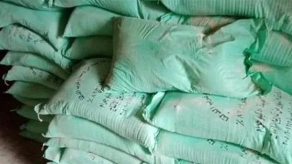 استيلاء على 7 أطنان من الدقيق الأبيض والبلدي المدعوم خلال حملات تفتيش تموينية استيلاء على 7 أطنان من الدقيق الأبيض والبلدي المدعوم خلال حملات تفتيش تموينية
