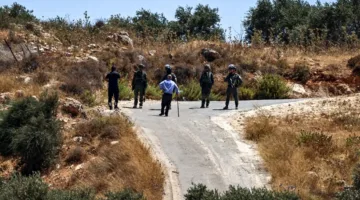 اشتباكات بين فلسطينيين والجيش الإسرائيلي خلال تظاهرة ضد مستوطنة جديدة في الضفة الغربية