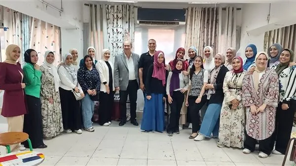 افتتاح معرض “تنمية المشاريع الصغيرة في مجال طباعة الأقمشة” في كلية الفنون التطبيقية بحلوان افتتاح معرض “تنمية المشاريع الصغيرة في مجال طباعة الأقمشة” في كلية الفنون التطبيقية بحلوان