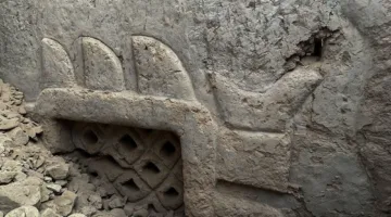 اكتشاف جدارية عمرها 3000 عام في بيرو