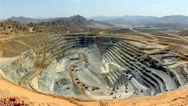 اكتشاف كميات كبيرة من الذهب والفضة في الصحراء الشرقية اكتشاف كميات كبيرة من الذهب والفضة في الصحراء الشرقية