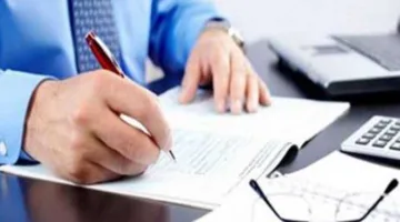 اكتشف مدة إجازتك السنوية حسب قانون العمل الجديد واستنادًا إلى فترة الخدمة.