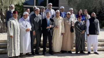 الأزهر يعتبر زيارة “أئمة أوروبيين” لإسرائيل دليلاً على انحرافهم عن الإسلام ويدعوهم إلى مصيرهم في صفحات التاريخ القاتمة.