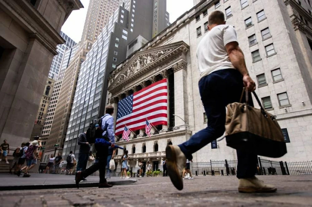 الأسهم الأمريكية تنخفض عقب فرض ترامب رسومًا جمركية على اليابان وكوريا الجنوبية