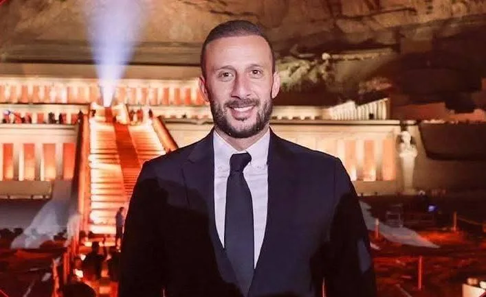 الأهلي المصري يعلن عن مغادرة أمير توفيق لشركة كرة القدم. الأهلي المصري يعلن عن مغادرة أمير توفيق لشركة كرة القدم.