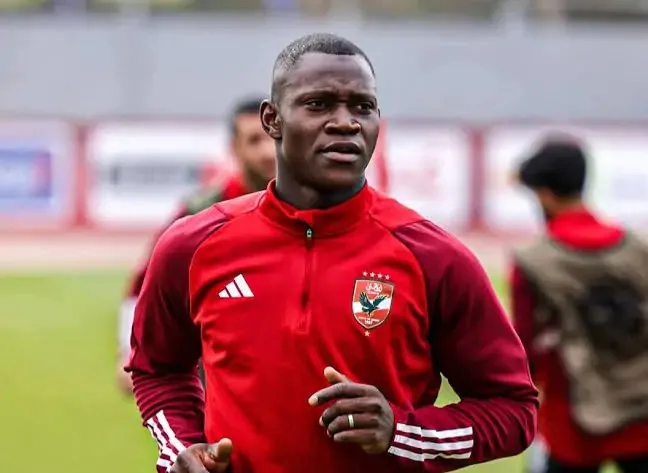 الأهلي يبدأ خطوات تجديد عقد أليو ديانج في ظل مطالب مالية مرتفعة