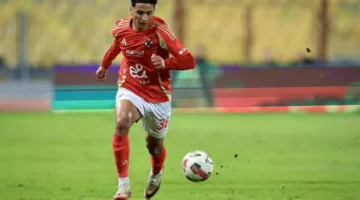 الأهلي يتلقى عرضين من أندية سعودية وفرنسية لمحمد عبد الله