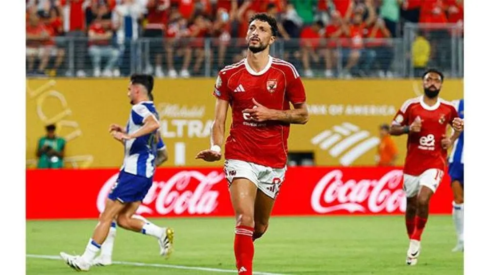 الأهلي يتمسك بمهاجمه وسام أبو علي ويرفض بيعه الأهلي يتمسك بمهاجمه وسام أبو علي ويرفض بيعه