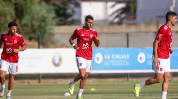 الأهلي يحقق الفوز على الملعب التونسي بثلاثة أهداف في الشوط الأول
