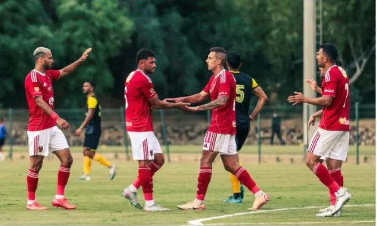 الأهلي يحقق انتصاراً ودياً على البنزرتي التونسي بخمسة أهداف نظيفة في إطار التحضيرات للدوري. الأهلي يحقق انتصاراً ودياً على البنزرتي التونسي بخمسة أهداف نظيفة في إطار التحضيرات للدوري.
