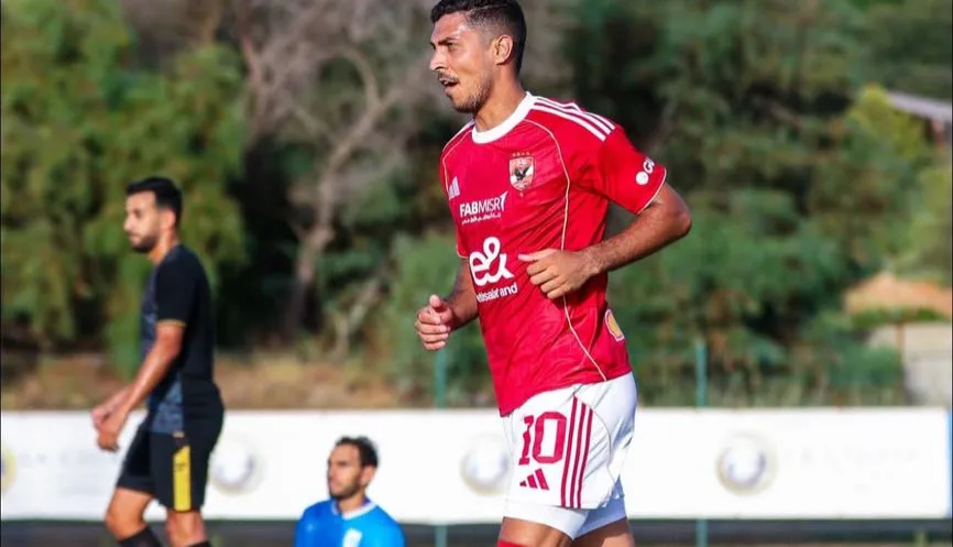 الأهلي يحقق فوزًا كبيرًا على الملعب التونسي بأربعة أهداف ودياً الأهلي يحقق فوزًا كبيرًا على الملعب التونسي بأربعة أهداف ودياً