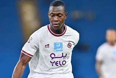 الأهلي يركز على تجديد عقد ديانج كأحد أهم الأهداف في معسكر تونس الأهلي يركز على تجديد عقد ديانج كأحد أهم الأهداف في معسكر تونس