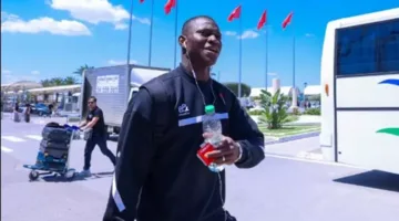 الأهلي يعتذر للحزم السعودي: ديانج غير متاح للبيع