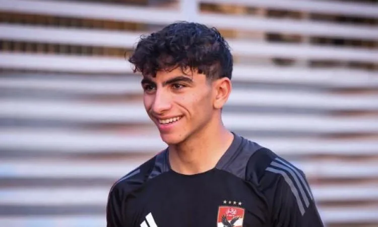 الأهلي يوافق على إرسال يوسف عبد الحفيظ إلى فاركو على سبيل الإعارة لمدة عام. الأهلي يوافق على إرسال يوسف عبد الحفيظ إلى فاركو على سبيل الإعارة لمدة عام.