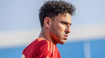 الأهلي يوضح رسميًا موقفه بشأن التعاقد مع حمدي فتحي قبل مواجهة بيراميدز