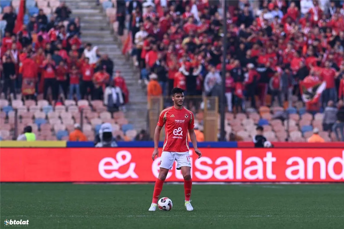 الأهلي يوضح لـ”بطولات” تفاصيل مفاوضات الدحيل القطري لضم أشرف داري الأهلي يوضح لـ”بطولات” تفاصيل مفاوضات الدحيل القطري لضم أشرف داري