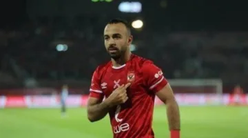الأهلي يوضح موقفه من الاستغناء عن أفشة وحسين الشحات.