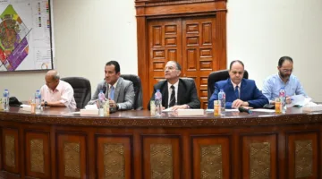«الإسكان» تقدم مزادات علنية لحمامات سباحة وكافيتريات ومتاجر وصيدليات في المنصورة الجديدة والعاشر من رمضان