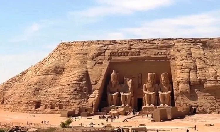 الإعلام القطري يبرز المعالم الأثرية في مصر