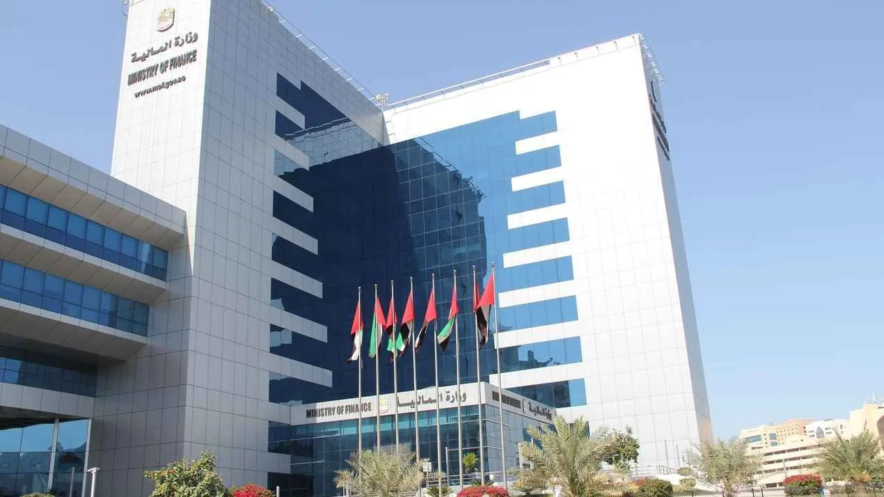 الإمارات.. تحديث أسلوب تنفيذ ضريبة المشروبات المحلاة الإمارات.. تحديث أسلوب تنفيذ ضريبة المشروبات المحلاة