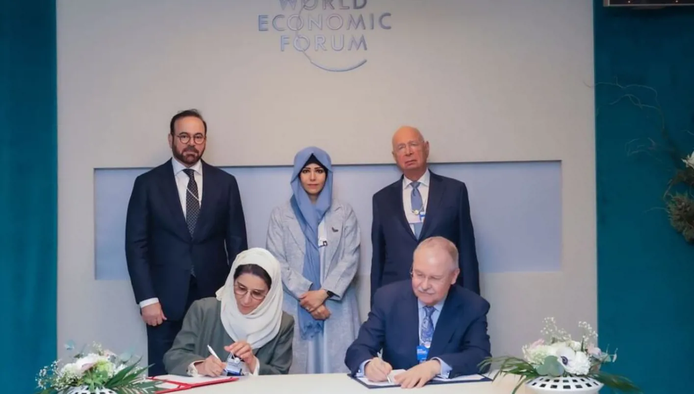 الإمارات تسعى نحو نموذج عالمي لتنظيم التكنولوجيا في عصر الذكاء الاصطناعي. الإمارات تسعى نحو نموذج عالمي لتنظيم التكنولوجيا في عصر الذكاء الاصطناعي.