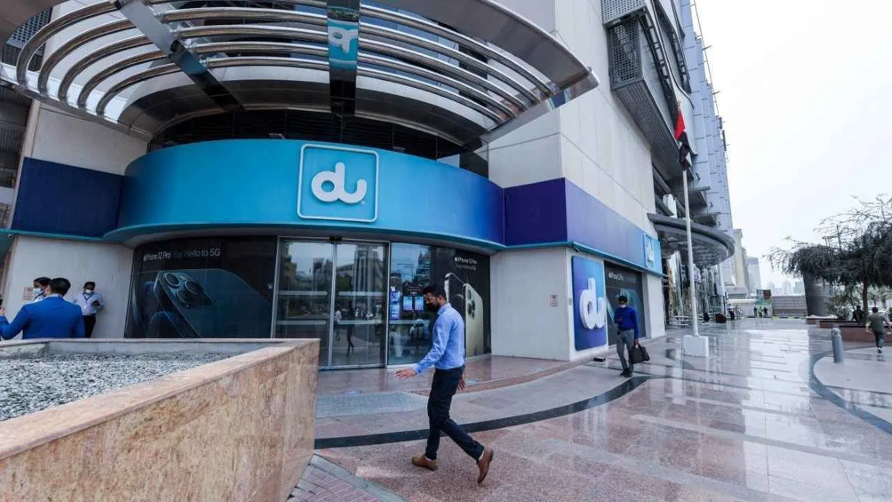 الإمارات للاتصالات المتكاملة تحقق أرباحاً بقيمة 395 مليون دولار في النصف الأول الإمارات للاتصالات المتكاملة تحقق أرباحاً بقيمة 395 مليون دولار في النصف الأول