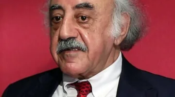 الإنسان: من الوجود إلى الجوهر