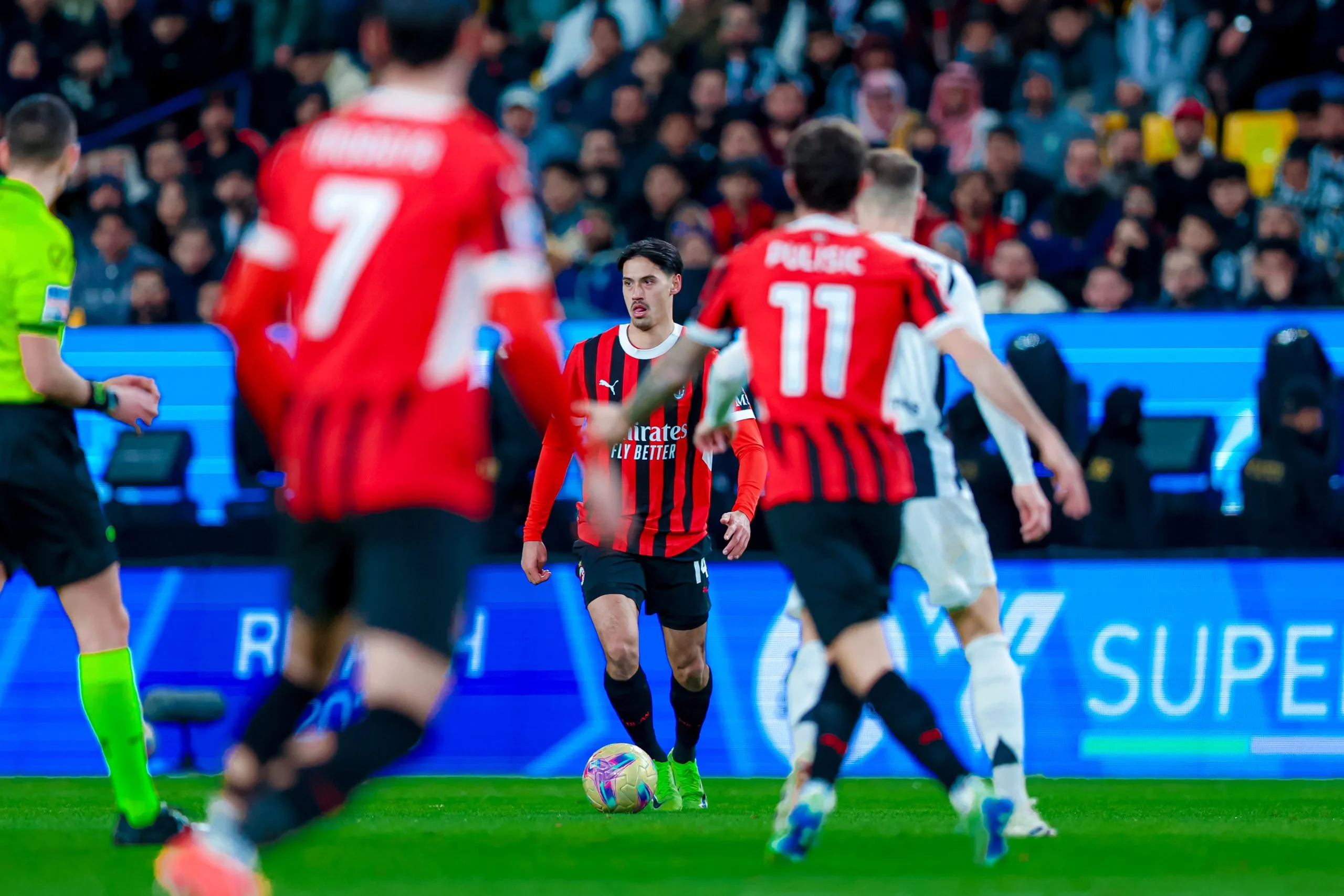 الاتحاد يسعى للتعاقد مع جوكر ميلان الاتحاد يسعى للتعاقد مع جوكر ميلان