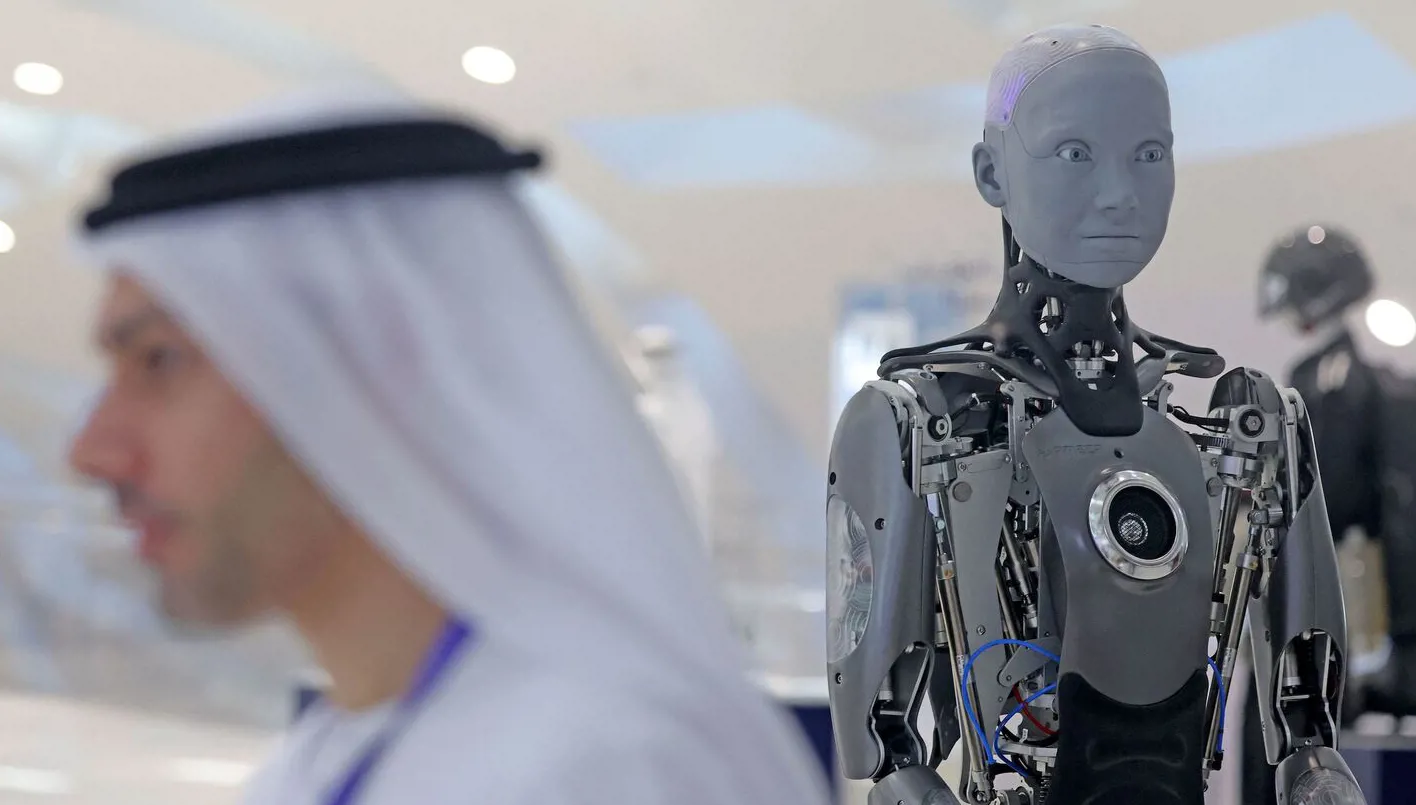 الاقتصاد السياسي للذكاء الاصطناعي: كيف يطور الخليج مراكز القوة في الثورة الصناعية الرابعة؟ الاقتصاد السياسي للذكاء الاصطناعي: كيف يطور الخليج مراكز القوة في الثورة الصناعية الرابعة؟