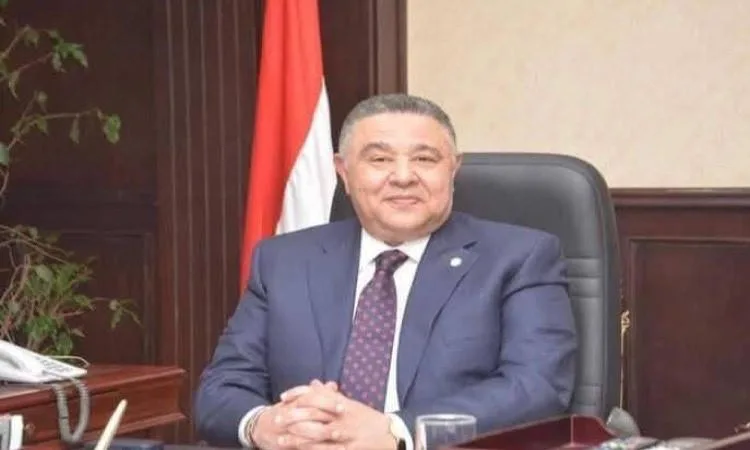البحر الأحمر: إنجاز 97% في تحسين طرق الجنوب بتكلفة 85 مليون جنيه البحر الأحمر: إنجاز 97% في تحسين طرق الجنوب بتكلفة 85 مليون جنيه