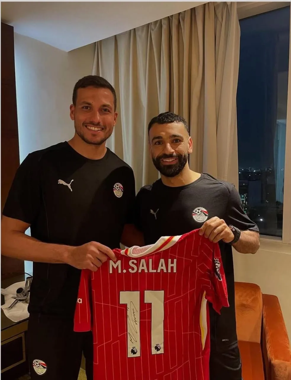 البلعوطي: محمد صلاح يعتبر «قدوة ملهمة» وهذا هو سبب انضمامي للمنتخب المصري البلعوطي: محمد صلاح يعتبر «قدوة ملهمة» وهذا هو سبب انضمامي للمنتخب المصري