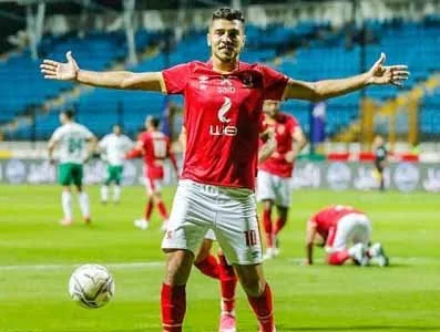 البنك الأهلي يشعر بالارتياح بعد عودة محمد شريف إلى الفريق الأحمر البنك الأهلي يشعر بالارتياح بعد عودة محمد شريف إلى الفريق الأحمر