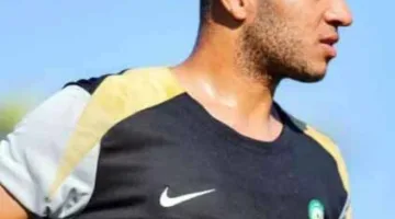 البنك الأهلي يعلن عن انتقال أحمد ربيع إلى نادي الزمالك ويقوم بتوديعه.
