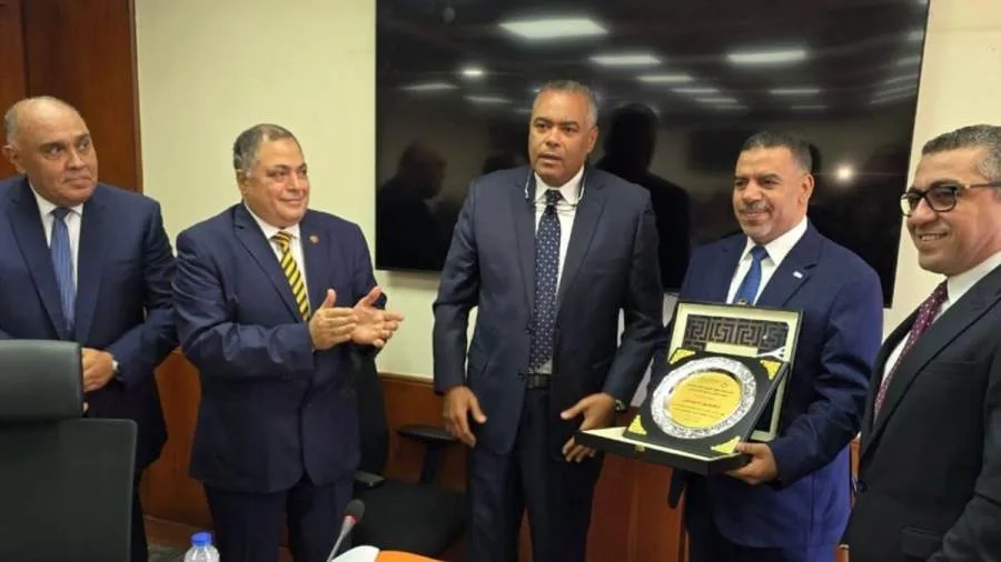 البنك التجاري الدولي – مصر (CIB) يحصل على تكريم من اتحاد بنوك مصر تقديراً لمساهمته القانونية في تعزيز القطاع المصرفي.