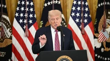 البنك المركزي الأمريكي يُبقي على أسعار الفائدة دون تغيير وسط ضغوط ترامب للخفض