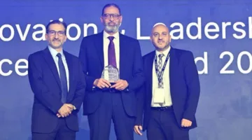 البنك المصري لتنمية الصادرات ينال جائزة “الابتكار والتميز القيادي” في قمة OpenText في دبي