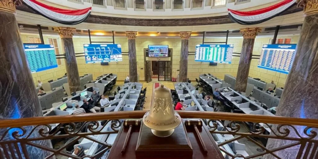 البورصة تنهي جلسة الخميس بزيادة جماعية.. ورأس المال يحقق ربحًا قدره 25 مليار جنيه البورصة تنهي جلسة الخميس بزيادة جماعية.. ورأس المال يحقق ربحًا قدره 25 مليار جنيه