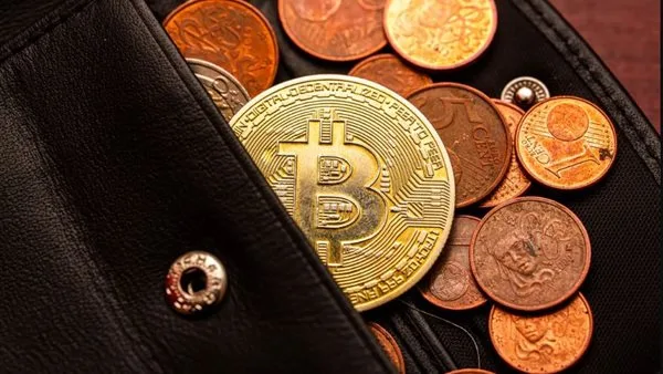 البيتكوين تتجاوز 120 ألف دولار لأول مرة.. هل دخلنا عصر “الذهب الرقمي”؟