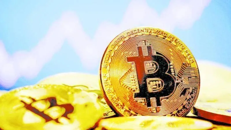 البيتكوين تستمر في تسجيل أرقام قياسية جديدة متجاوزة 121400 دولار البيتكوين تستمر في تسجيل أرقام قياسية جديدة متجاوزة 121400 دولار