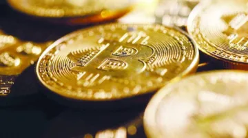 البِتكوين تَرجِع إلى مستوى 118 ألف دولار