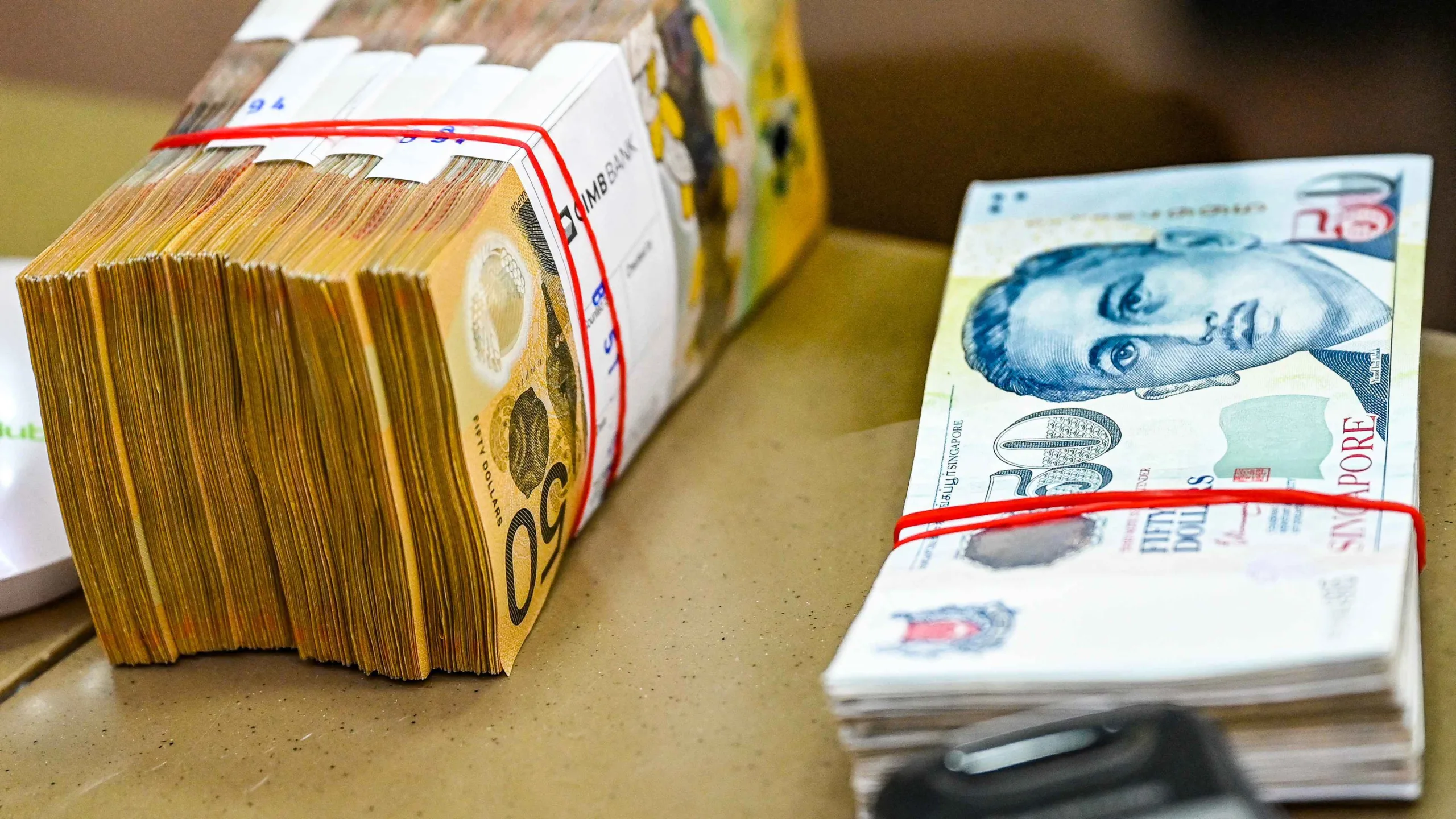 التحليل الفني: زوج AUD/USD يعود لاختبار مستوى فيبوناتشي الذهبي التحليل الفني: زوج AUD/USD يعود لاختبار مستوى فيبوناتشي الذهبي