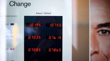 التحليل الفني: زوج العملات USD/CHF يعزز من أرباحه بعد التحقق من منطقة الطلب